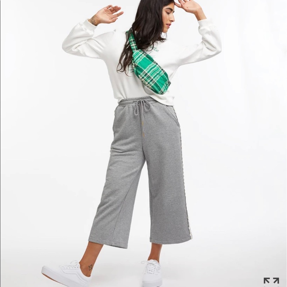 Ban.do daisy chain culotte sweatpants